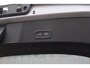 Volvo EX40 252PK Single Motor Extended Range 82 kWh Plus / Lounge Pakket / Extra getint glas / 360 Camera / 20'' velgen / Panoramadak / Zwart dak