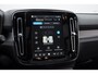 Volvo EX40 252PK Single Motor Extended Range 82 kWh Plus / Lounge Pakket / Extra getint glas / 360 Camera / 20'' velgen / Panoramadak / Zwart dak