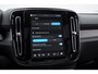 Volvo EX40 252PK Single Motor Extended Range 82 kWh Plus / Lounge Pakket / Extra getint glas / 360 Camera / 20'' velgen / Panoramadak / Zwart dak