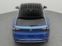 Volkswagen T-Roc Life First Edition 1.5 eTSI 116 PK | Trekhaak | Stuur & Stoelverwarming | Navigatie |