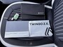 Renault Twingo Z.E. R80 E-Tech Série Limitée Urban Night 22 kWh / Dealer onderhouden / Accu SoH 94,91 % / 3 fase laden / Airco / Stoelverwarming / Navigatie / Apple Carplay Android / 16" LM wielen + All Season banden /