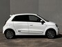 Renault Twingo Z.E. R80 E-Tech Série Limitée Urban Night 22 kWh / Dealer onderhouden / Accu SoH 94,91 % / 3 fase laden / Airco / Stoelverwarming / Navigatie / Apple Carplay Android / 16" LM wielen + All Season banden /