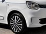 Renault Twingo Z.E. R80 E-Tech Série Limitée Urban Night 22 kWh / Dealer onderhouden / Accu SoH 94,91 % / 3 fase laden / Airco / Stoelverwarming / Navigatie / Apple Carplay Android / 16" LM wielen + All Season banden /