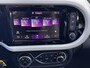 Renault Twingo Z.E. R80 E-Tech Série Limitée Urban Night 22 kWh / Dealer onderhouden / Accu SoH 94,91 % / 3 fase laden / Airco / Stoelverwarming / Navigatie / Apple Carplay Android / 16" LM wielen + All Season banden /