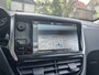 Peugeot 208 1.2 Turbo 110PK Allure | Panorama dak | JBL Audio | Navigatie | Parkeersensoren voor + achter | Trekhaak 1150KG | Cruise control | Climate control | Mooie Complete uitvoering.