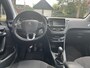 Peugeot 208 1.2 Turbo 110PK Allure | Panorama dak | JBL Audio | Navigatie | Parkeersensoren voor + achter | Trekhaak 1150KG | Cruise control | Climate control | Mooie Complete uitvoering.
