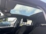 Peugeot 208 1.2 Turbo 110PK Allure | Panorama dak | JBL Audio | Navigatie | Parkeersensoren voor + achter | Trekhaak 1150KG | Cruise control | Climate control | Mooie Complete uitvoering.