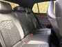 Volkswagen Golf 1.5 eTSI R-Line | Camera | Sfeerverlichting | Carplay