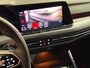Volkswagen Golf 1.5 eTSI R-Line | Camera | Sfeerverlichting | Carplay