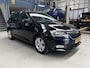 Skoda Fabia Combi 1.0 TSI Greentech 95pk Style | Apple carplay / Android auto | Stoelverwarming | Lm Velgen | PDC | Cruise control | NAP | Rijklaar prijs!