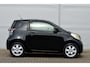 Toyota iQ 1.0 VVTi COMFORT | AIRCO | ALL SEASON BANDEN | TOYOTA DEALER ONDERHOUDEN | KORTE DRAAICIRKEL | ALL IN RIJKLAARPRIJS
