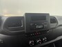 Renault Master 2.3DCi 145PK Bakwagen+Laadklep | 2500Kg Trekhaak | Zijdeur | Dakpoiler | Airco | Cruise | 3-Zits