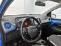 Toyota Aygo 1.0 VVT-i x-joy | 1e Eigenaar | Dealer Onderhouden | Apple Carplay / Android Auto | Leuke kleur | Onderweg-naar-dealer