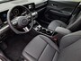 Hyundai Kona 1.6 GDI HEV Premium | Uit voorraad leverbaar! | Schuif-/kantel dak | Elektrische stoelen | Stoel/stuurverwarming | Stoelverkoeling | 2e zit-rij stoelverwarming | Lederen bekleding | 360* camera | Adaptive cruisecontrol | Active lane-keeping |