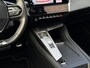 Peugeot 408 1.6 HYbrid GT 180 EAT8 Alcantara bekleding | Achteruitrijcamera camera | Adeptieve cruise control | Standkachel | Elektrische achterklep | Keyless | Stuurwiel verwarmig |