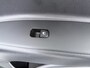 Kia Stonic 1.0 T-GDi MHEV DynamicLine - Navigatie - Achteruitrijcamera - Trekhaak - Apple Carplay/Android Auto - Fabrieksgarantie t/m 27-09-20230