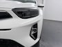 Kia Stonic 1.0 T-GDi MHEV DynamicLine - Navigatie - Achteruitrijcamera - Trekhaak - Apple Carplay/Android Auto - Fabrieksgarantie t/m 27-09-20230
