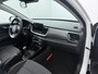 Kia Stonic 1.0 T-GDi MHEV DynamicLine - Navigatie - Achteruitrijcamera - Trekhaak - Apple Carplay/Android Auto - Fabrieksgarantie t/m 27-09-20230
