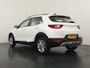 Kia Stonic 1.0 T-GDi MHEV DynamicLine - Navigatie - Achteruitrijcamera - Trekhaak - Apple Carplay/Android Auto - Fabrieksgarantie t/m 27-09-20230