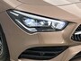 Mercedes-Benz CLA 180 Business Solution AMG | Panoramadak | 5 spaaks lichtmetalen | Navigatie | Parking support Inclusief 24 maanden MB Certified garantie voor Europa.