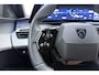 Peugeot 5008 1.2 Hybrid 145 GT | Automaat | Achteruitrijcamera | Apple carplay | Electronic climate control | Navigatie systeem full map | Voorstoelen en stuurwiel verwarmd