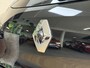 Renault Clio 1.0 TCe 92pk Aut | Intens | Groot Navi | Bose | 17" | Dode hoek | 360 | Stoel & Stuur verwarming | Volledig Renault Dealer onderhouden!