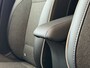 Renault Clio 1.0 TCe 92pk Aut | Intens | Groot Navi | Bose | 17" | Dode hoek | 360 | Stoel & Stuur verwarming | Volledig Renault Dealer onderhouden!