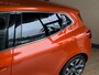 Renault Clio 1.0 TCe 90pk Automaat | Groot Navi | 360 | 17" | PDC V+A | Stoel & stuur verwarming | Keurig nette auto |
