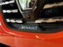 Renault Clio 1.0 TCe 90pk Automaat | Groot Navi | 360 | 17" | PDC V+A | Stoel & stuur verwarming | Keurig nette auto |