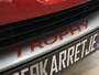 Renault Clio 1.6 R.S. Trophy 220pk | Carplay | Led | 18 inch | camera | PDC | Leder |