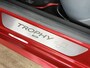 Renault Clio 1.6 R.S. Trophy 220pk | Carplay | Led | 18 inch | camera | PDC | Leder |