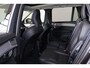 Volvo XC90 T8 Recharge AWD Ultra Bright - Luchtvering - Panorama/schuifdak - IntelliSafe Assist & Surround - 360º Camera - Bowers & Wilkins audio - Adaptieve LED koplampen - Verwarmde voorstoelen, stuur & achterbank - Parkeersensoren voor & achter - Elektr. bedienb. voorstoelen met geheugen - Geventileerde voorstoelen - Head up display - Draadloze tel. lader - Extra getint glas - 21' LMV