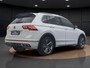 Volkswagen Tiguan 1.4 TSI eHybrid R-Line Business+ | Leder | Head Up Display | Trekhaak | Stuur-/Stoelverwarming |