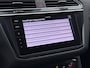 Volkswagen Tiguan 1.4 TSI eHybrid R-Line Business+ | Leder | Head Up Display | Trekhaak | Stuur-/Stoelverwarming |