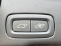 Volvo XC60 2.0 T6 350 Pk Plug-in hybrid AWD Plus Dark Long Range Navigatie Panoramadak 21 Inch Velgen Harman Kardon Audio Stoelverwarming Stuurverwarming Pilot Assist ACC Adaptieve Cruise Control Elektrische Stoelen Camera Extra Getint Glas 1e Eigenaar