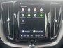 Volvo XC60 2.0 T6 350 Pk Plug-in hybrid AWD Plus Dark Long Range Navigatie Panoramadak 21 Inch Velgen Harman Kardon Audio Stoelverwarming Stuurverwarming Pilot Assist ACC Adaptieve Cruise Control Elektrische Stoelen Camera Extra Getint Glas 1e Eigenaar