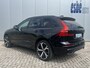 Volvo XC60 2.0 T6 350 Pk Plug-in hybrid AWD Plus Dark Long Range Navigatie Panoramadak 21 Inch Velgen Harman Kardon Audio Stoelverwarming Stuurverwarming Pilot Assist ACC Adaptieve Cruise Control Elektrische Stoelen Camera Extra Getint Glas 1e Eigenaar
