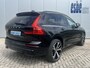 Volvo XC60 2.0 T6 350 Pk Plug-in hybrid AWD Plus Dark Long Range Navigatie Panoramadak 21 Inch Velgen Harman Kardon Audio Stoelverwarming Stuurverwarming Pilot Assist ACC Adaptieve Cruise Control Elektrische Stoelen Camera Extra Getint Glas 1e Eigenaar
