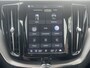 Volvo XC60 2.0 T6 350 Pk Plug-in hybrid AWD Plus Dark Long Range Navigatie Panoramadak 21 Inch Velgen Harman Kardon Audio Stoelverwarming Stuurverwarming Pilot Assist ACC Adaptieve Cruise Control Elektrische Stoelen Camera Extra Getint Glas 1e Eigenaar