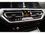 BMW 3-Serie 318iA M-SPORT Edition FULL LED | CARPLAY | NAVI | HIFI | DAB | SPORTSTOELEN | CRUISE | PDC V+A | LMV 19''