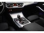 BMW 3-Serie 318iA M-SPORT Edition FULL LED | CARPLAY | NAVI | HIFI | DAB | SPORTSTOELEN | CRUISE | PDC V+A | LMV 19''