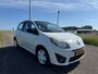 Renault Twingo 1.2 Night & Day incl nw apk garantie en onderhoud!
