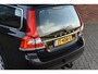 Volvo V70 T4 190PK Inscription Edition | Schuifkantel dak | trekhaak | Adaptieve cruise control