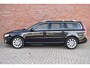 Volvo V70 T4 190PK Inscription Edition | Schuifkantel dak | trekhaak | Adaptieve cruise control