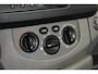 Renault Trafic 1.9 dCi L1H1 Rolstoel Bus 1e eig. Airco Trekhaak 5-persoons Nwe APK