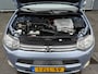 Mitsubishi Outlander BWJ 2015 | 2.0 PHEV 203PK instyle+ | TREKHAAK | SCHUIFDAK | LEER | CAMERA A | PDC 2X | CLIMA | NAVI | 18'' LMV |
