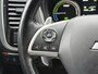 Mitsubishi Outlander BWJ 2015 | 2.0 PHEV 203PK instyle+ | TREKHAAK | SCHUIFDAK | LEER | CAMERA A | PDC 2X | CLIMA | NAVI | 18'' LMV |