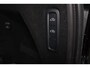Volvo XC60 T8 Recharge AWD Ultra Black Edition Exec - Luchtvering - Panorama/schuifdak - IntelliSafe Assist & Surround - 360º Camera - Bowers & Wilkins audio - Adaptieve LED koplampen - Verwarmde voorstoelen, stuur & achterbank - Parkeersensoren voor & achter - Elektr. bedienb. voorstoelen met geheugen - Head up display - Draadloze tel. lader - Extra getint glas - 21' LMV