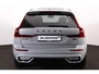 Volvo XC60 T8 Recharge AWD Ultra Black Edition Exec - Luchtvering - Panorama/schuifdak - IntelliSafe Assist & Surround - 360º Camera - Bowers & Wilkins audio - Adaptieve LED koplampen - Verwarmde voorstoelen, stuur & achterbank - Parkeersensoren voor & achter - Elektr. bedienb. voorstoelen met geheugen - Head up display - Draadloze tel. lader - Extra getint glas - 21' LMV
