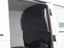 Volkswagen Transporter 2.0 TDI L1H1 150PK | Automaat | Multifunctioneel Stuurwiel | Elektrische Spiegels | Parkeersensoren Achter | Cruise Control | App-Connect | Achteruitrijcamera | Airco | DAB+ |